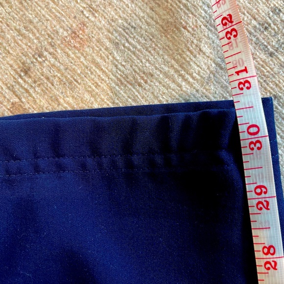 Barely worn and discontinued style from FIGS - Picture 5 of 6